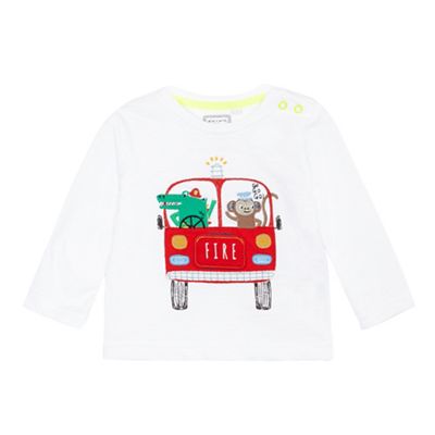 Baby boys' white fire engine applique top